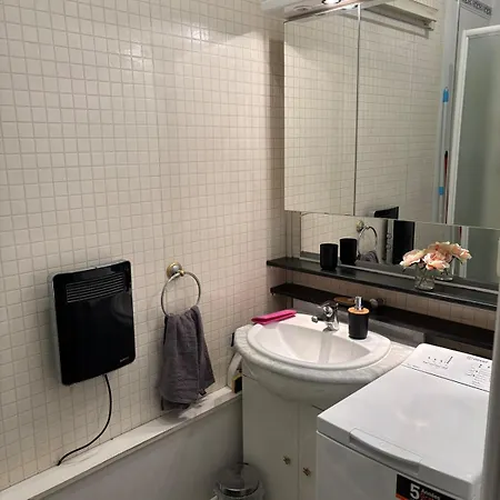 Charming Parisian Pied-à-terre!