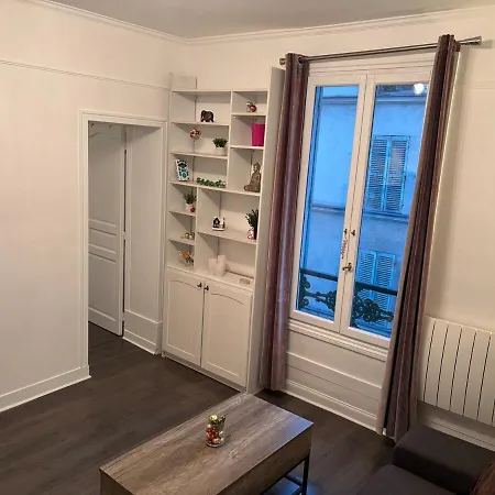 Charming Parisian Pied-à-terre!